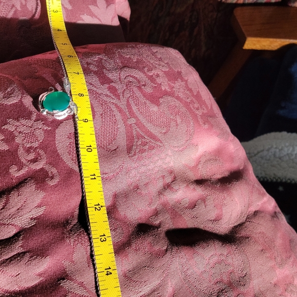 Sterling Necklace with Intricate Detail Oval Green Onyx Filigree Pendant - Picture 13 of 14